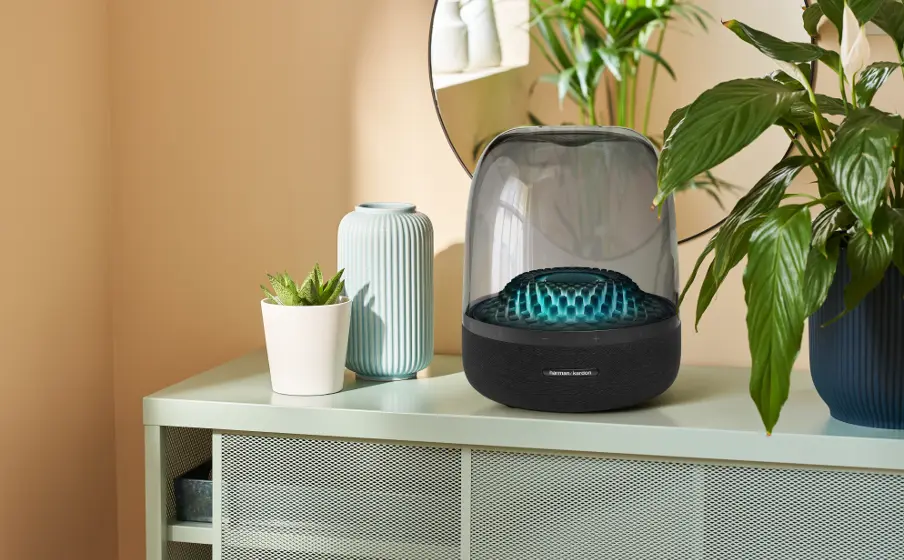 Harman Kardon Aura Studio 4 Bluetooth music streaming - Image